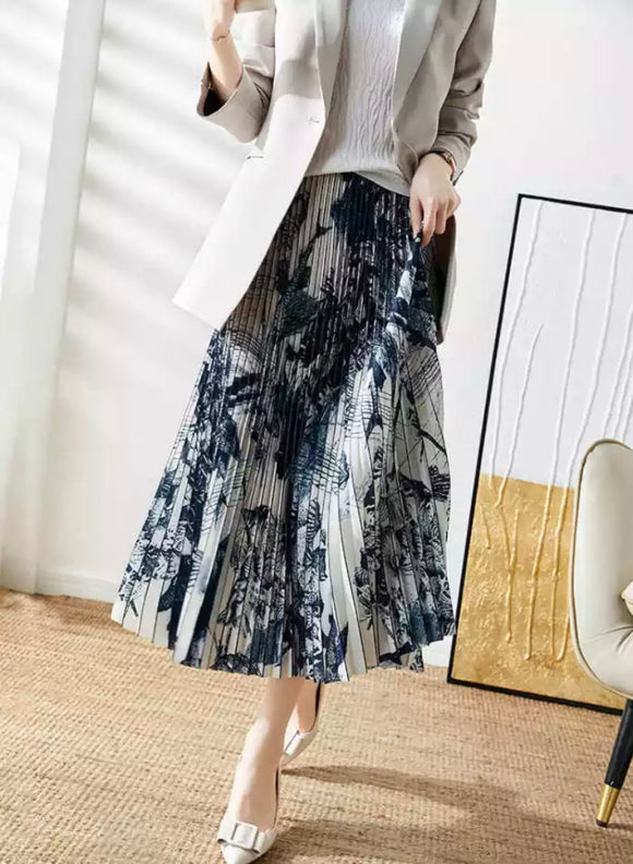 Pleated Patterned Skirt